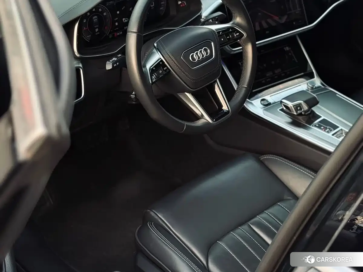 Audi A6L id 4548065 из Китая 7