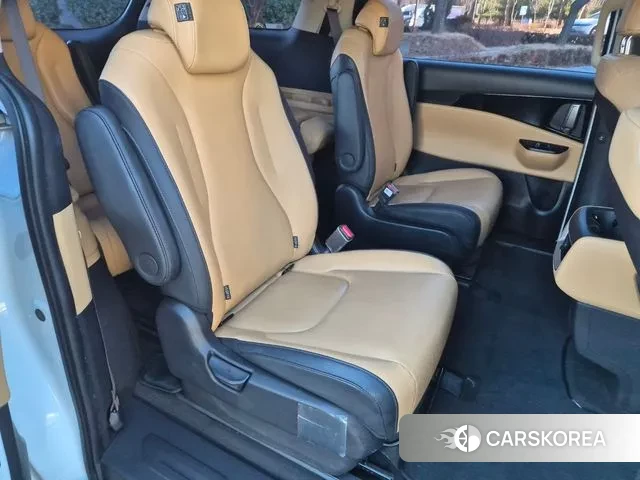 Kia Carnival 4th generation 2023 Белый из Кореи, фото 6
