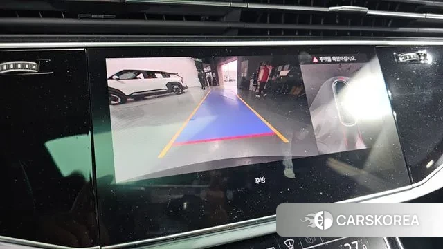 Audi Q8 (4M) 2025 Серый из Кореи, фото 6