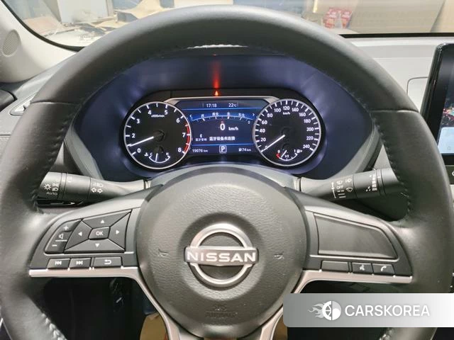 Nissan Xuan Yi 2025 Серебристо-серый из Китая, фото 6