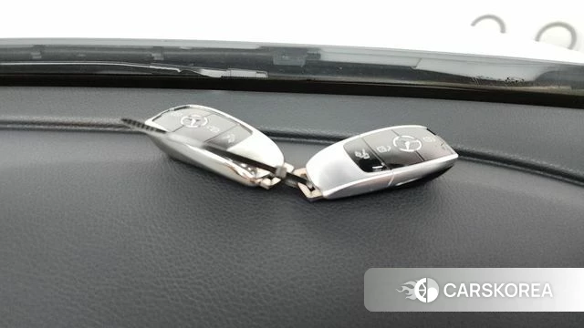 Mercedes-Benz E-Class W213 2020 Белый из Кореи, фото 6
