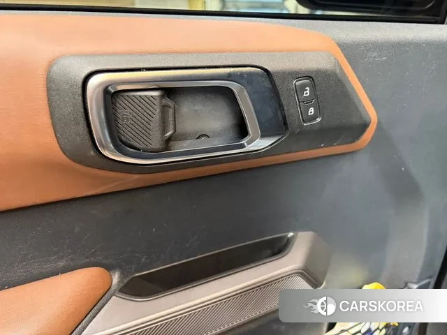 Ford Bronco 6th Generation 2022 Серый из Кореи, фото 6