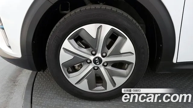 Kia Niro EV id 2658501 из Кореи 6