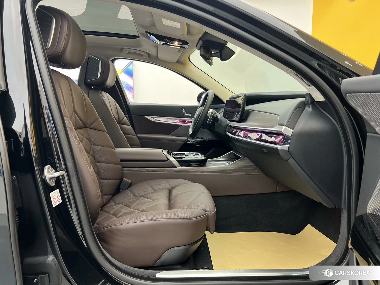 BMW 7 series 2022 Черный из Китая, фото 6