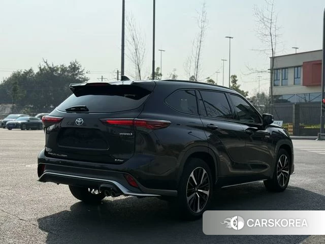 Toyota Crown Lufang 2023 Черный из Китая, фото 6