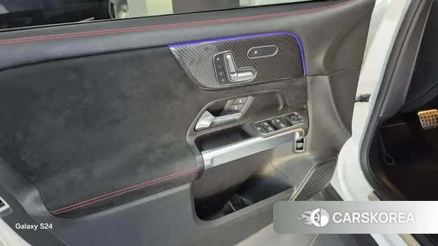 Mercedes-Benz GLB-Class X247 2023 Белый из Кореи, фото 6