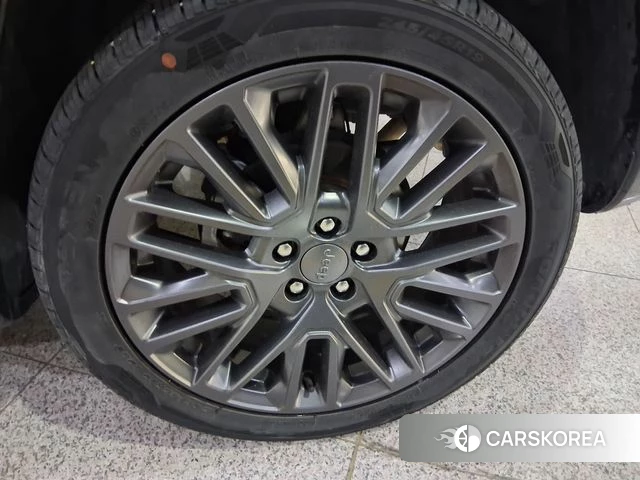 Jeep Compass 2nd Generation 2022 Черный из Кореи, фото 6