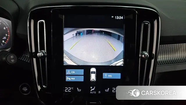 Volvo XC40 2021 Белый из Кореи, фото 6