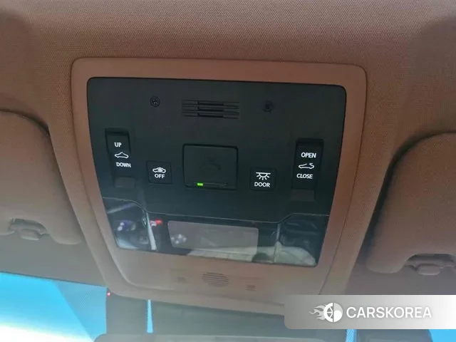 Lexus ES300h 7th generation 2023 Черный из Кореи, фото 6