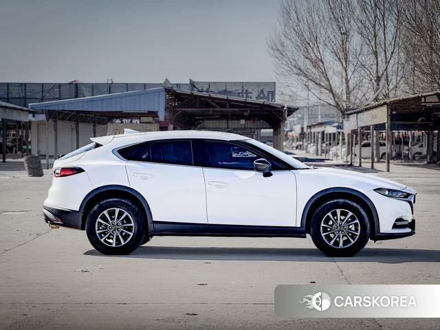 Mazda CX-4 2023 Белый из Китая, фото 6