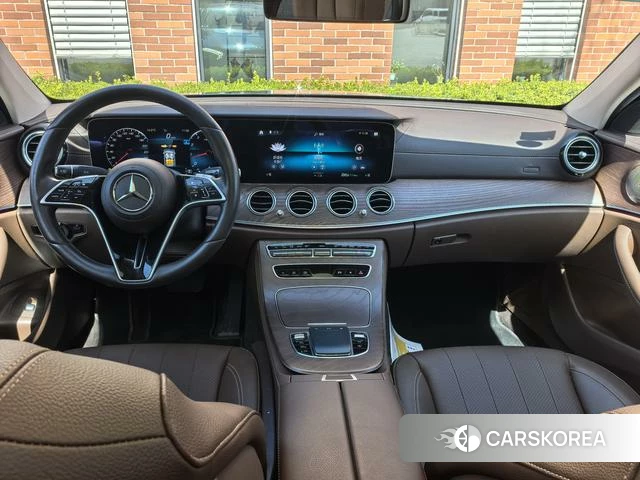 Mercedes-Benz E-class id 3983297 из Китая 6