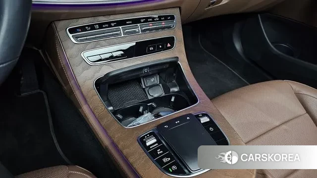 Mercedes-Benz E-Class W213 2022 Белый из Кореи, фото 6