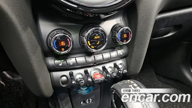 Mini Cooper D 2018 Жемчужный цвет из Кореи, фото 6