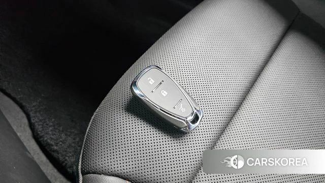 Chevrolet (GM Daewoo) Trax Crossover 2024 Черный из Кореи, фото 6