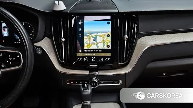 Volvo XC60 second Generation 2018 Серебряный из Кореи, фото 6