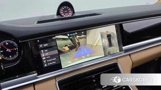 Porsche Panamera (971) 2018 Белый из Кореи, фото 6