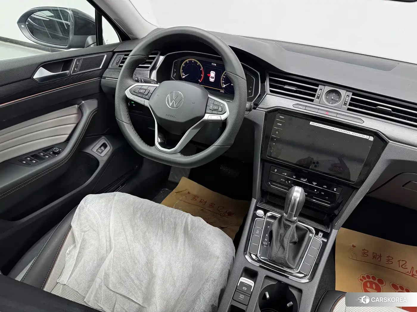 Volkswagen Magotan 2026 Черный из Китая, фото 6