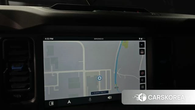 Ford Bronco 6th Generation 2023 Светло-серебряный цвет из Кореи, фото 6