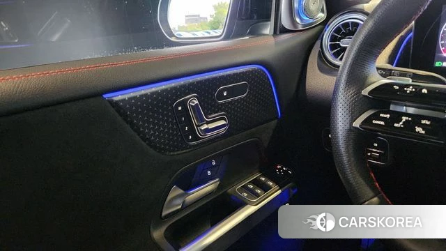 Mercedes-Benz GLB-Class X247 2025 Черный из Кореи, фото 6