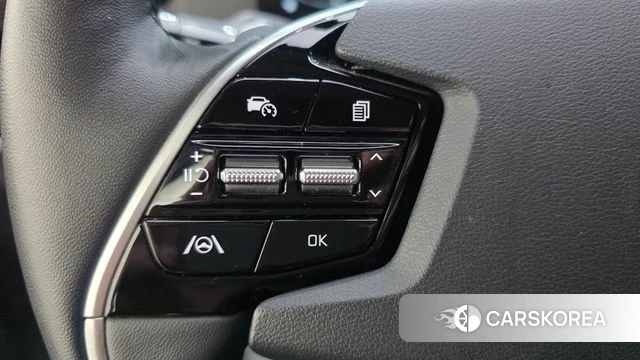 Kia Di Ol Nu Niro 2023 Серебристо-серый из Кореи, фото 6