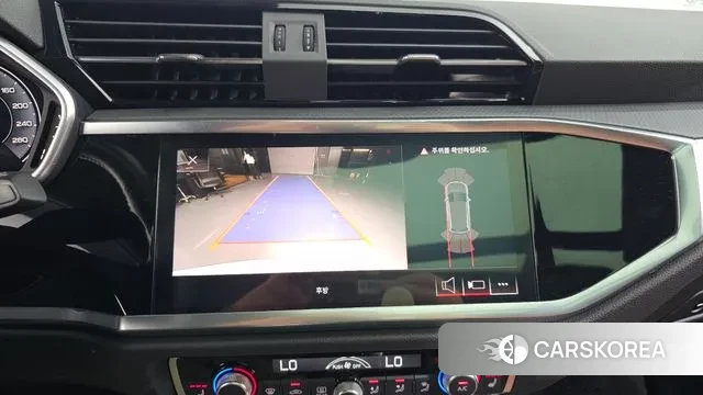 Audi Q3 (F3) 2020 Белый из Кореи, фото 6