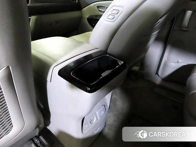 Kia The New Carnival 2018 Белый из Кореи, фото 6