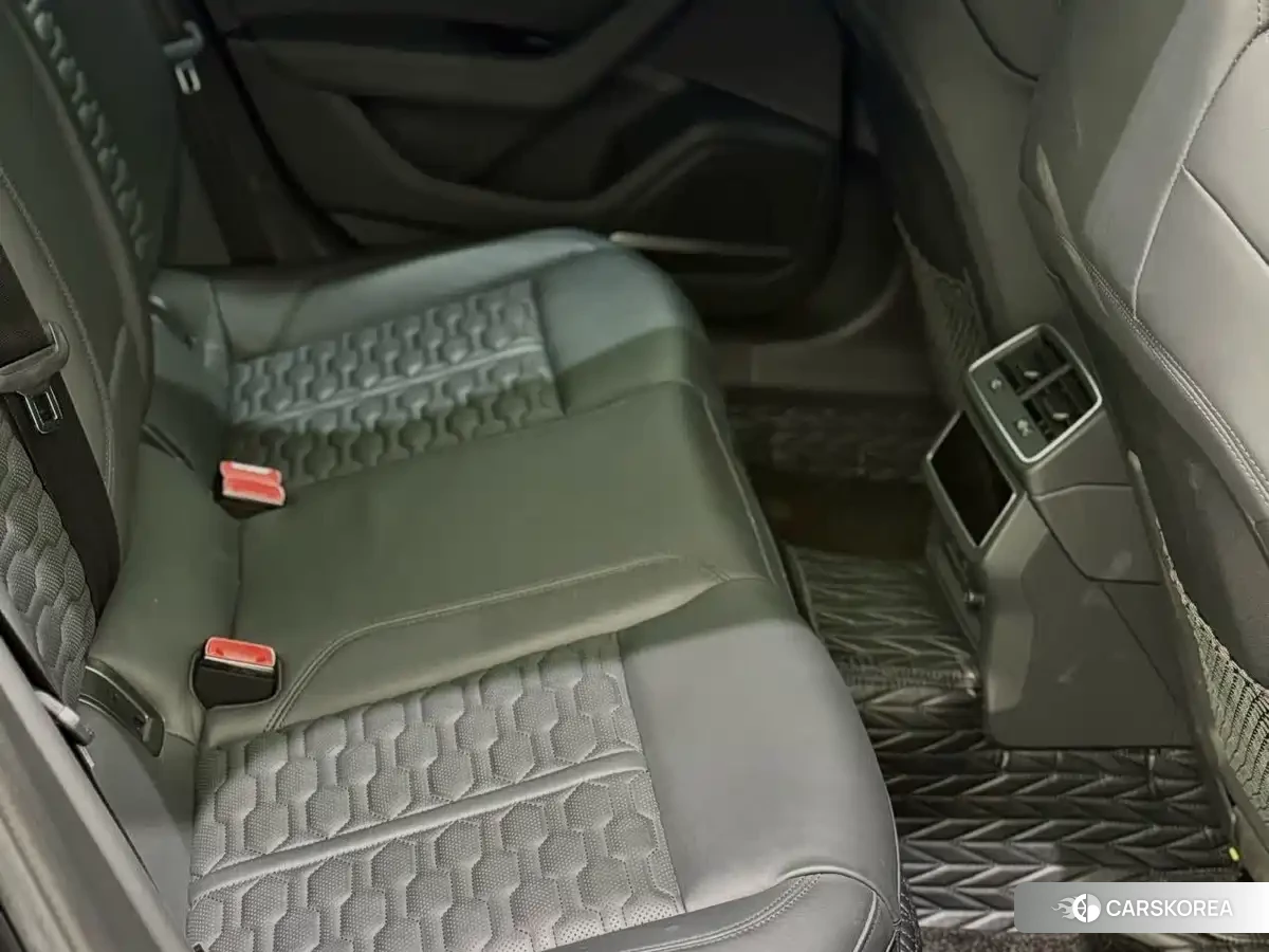 Audi RS 6 2025 Черный из Китая, фото 6