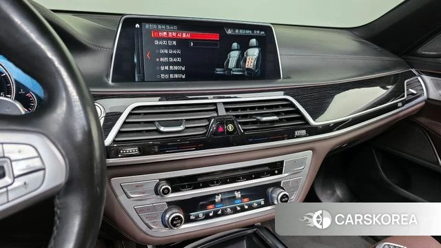 BMW 7 Series (G11) 2018 Черный из Кореи, фото 6