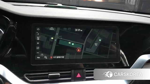 Kia Niro Plus 2022 Серебряный из Кореи, фото 6