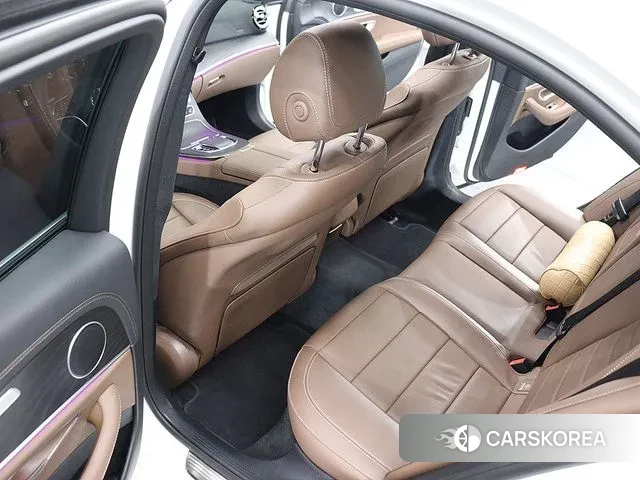 Mercedes-Benz E-Class W213 2023 Белый из Кореи, фото 6