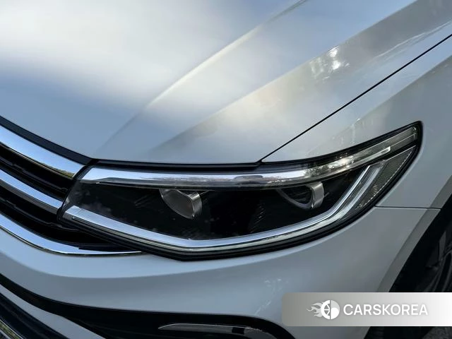 Volkswagen Bora 2023 Белый из Китая, фото 6
