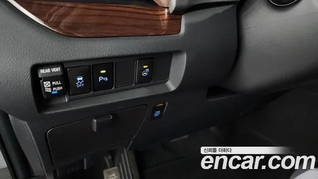 Toyota Sienna 2019 Песочный из Кореи, фото 6