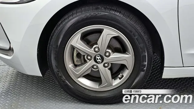 Hyundai Avante AD id 2687704 из Кореи 6