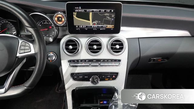 Mercedes-Benz C-Class W205 2018 Белый из Кореи, фото 6