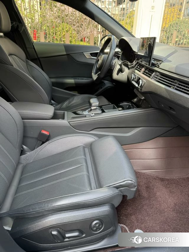 Audi A4L 2024 Белый из Китая, фото 6