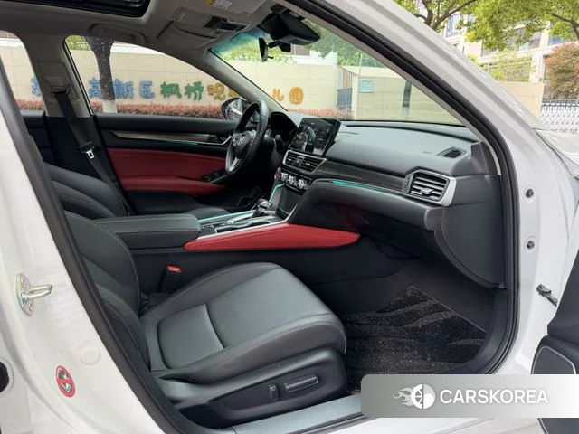 Honda Accord 2023 Белый из Китая, фото 6