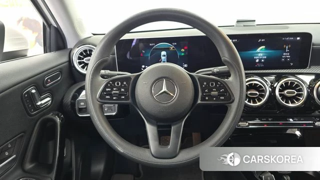 Mercedes-Benz A-Class W177 2020 Белый из Кореи, фото 6