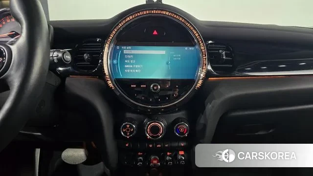 Mini Cooper 2022 Жемчужный цвет из Кореи, фото 6