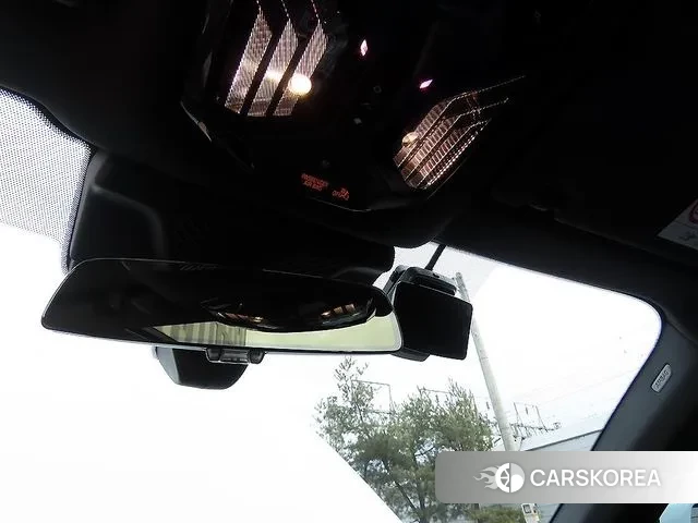 BMW 5 Series (G60) 2024 Белый из Кореи, фото 6