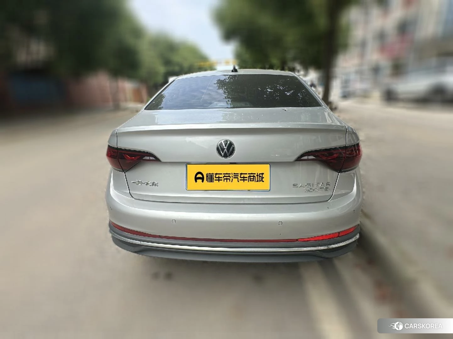 Volkswagen Sagitar 2024 Серебристо-серый из Китая, фото 6