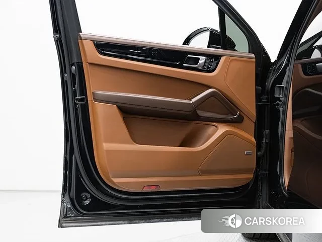 Porsche Cayenne (PO536) 2020 Черный из Кореи, фото 6