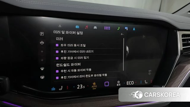Volkswagen Touareg 3rd generation 2025 Черный из Кореи, фото 6
