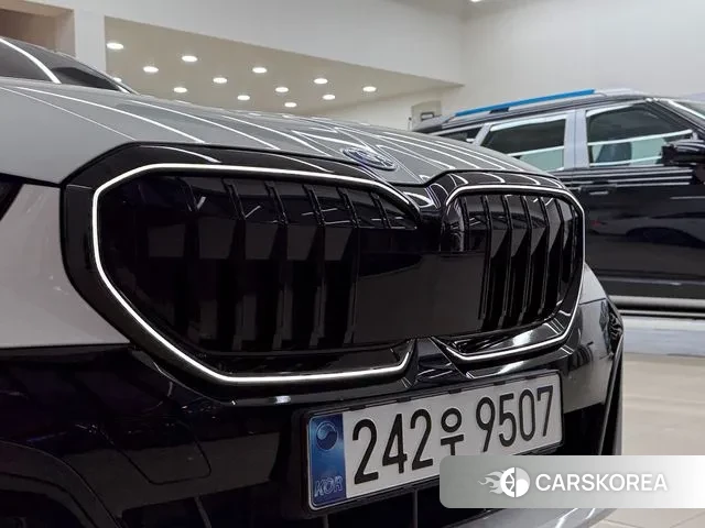 BMW 5 Series (G60) 2024 Белый из Кореи, фото 6