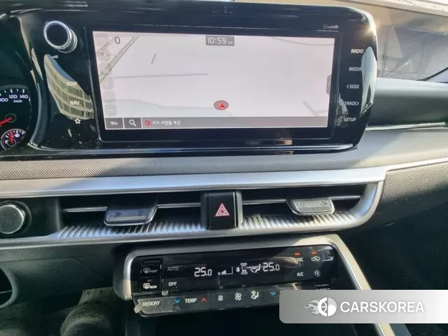 Kia K5 3rd generation 2023 Белый из Кореи, фото 6