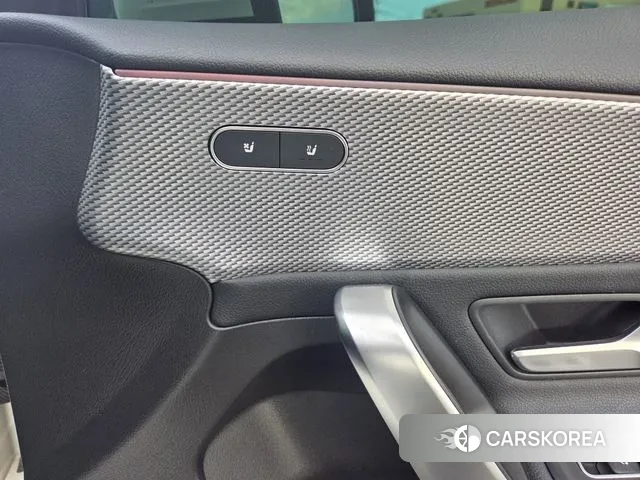 Mercedes-Benz A-Class W177 2021 Белый из Кореи, фото 6