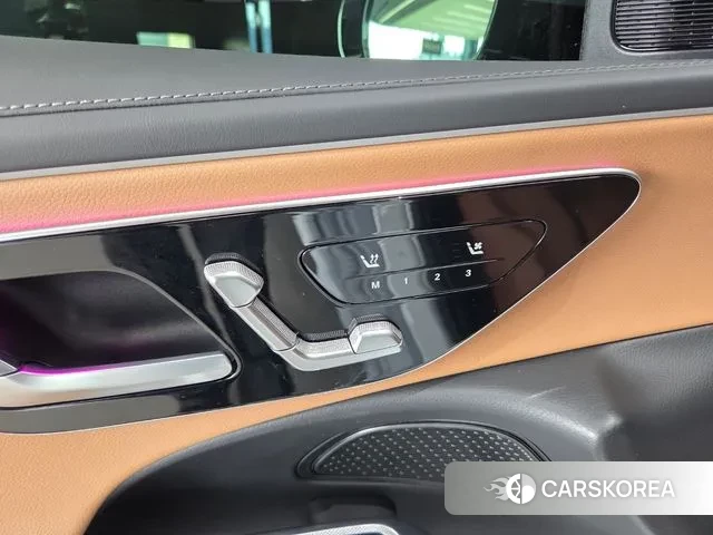 Mercedes-Benz E-Class W214 2024 Серебряный из Кореи, фото 6