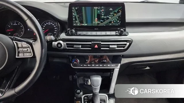 Kia Seltos 2021 Белый из Кореи, фото 6