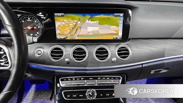 Mercedes-Benz E-Class W213 2019 Серый из Кореи, фото 6