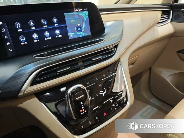 Buick GL8 2021 Белый из Китая, фото 6
