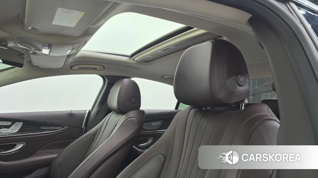 Mercedes-Benz CLS-Class C257 2019 Белый из Кореи, фото 6